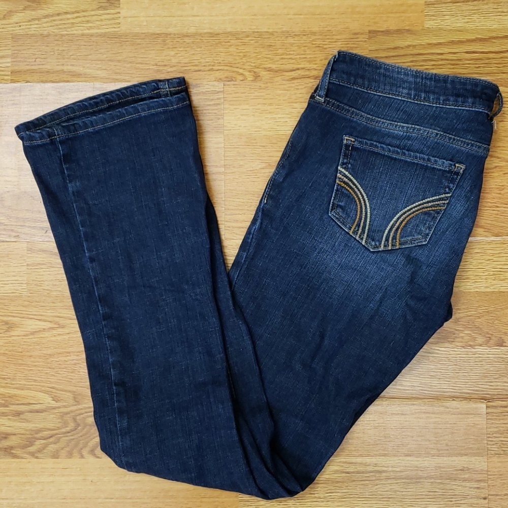 7R W28 L33 bootcut Hollister jeans